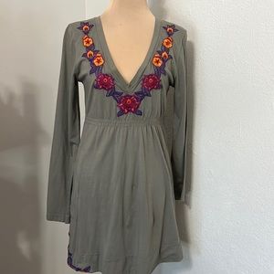 Johnny Was V Neck Embroidered Long Sleeve Elastic Waist Mini Dress Olive Size S